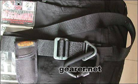 BH_belt_blk_01.jpg