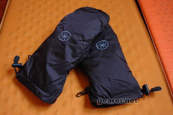 Outdoor Research Stratus Mittens 3