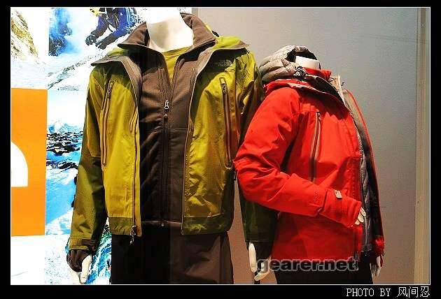 TNF的PRO SHELL服装