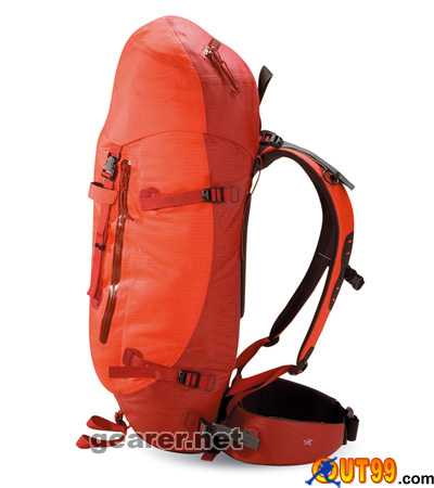 ARCTERYX NAOS 桔红2.jpg