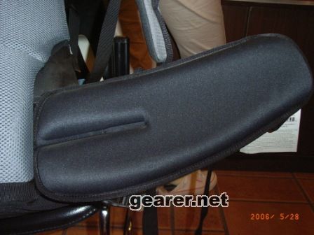 Osprey Crescent 70腰带背面.JPG