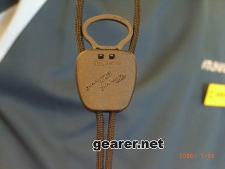 Osprey Crescent 70收缩扣.JPG