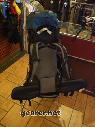 Osprey Crescent 70背负.JPG