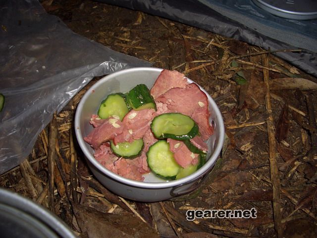 eat01.JPG