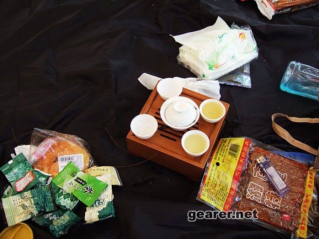 FB的功夫茶，户外用感觉很好，让梦梦忘记了夜里2尺长的蜈蚣