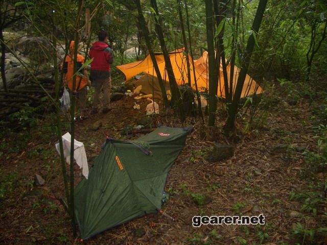 tent08.JPG