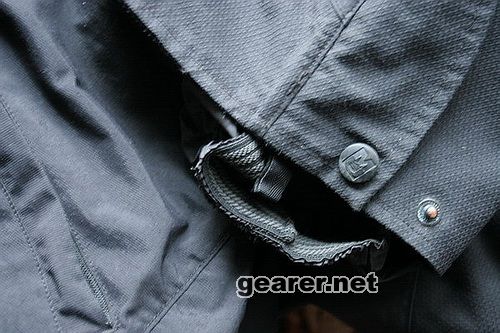 MOUNTAIN UNIFORMS功能性外裤