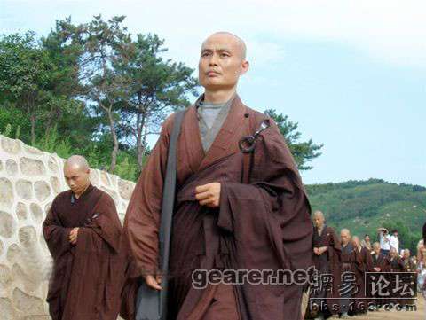威仪的大悲寺僧人