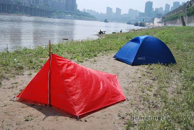 一个帐篷变成了两个帐篷.jpg